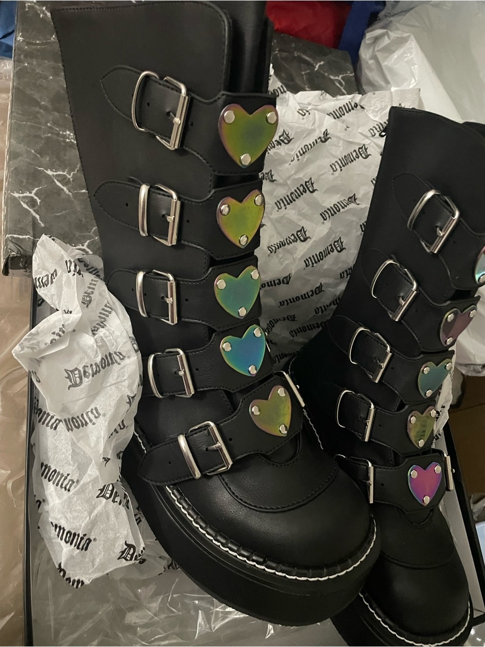 Dolls Kill Demonia Black heart buckle boots Emily 330 size 8 new in box